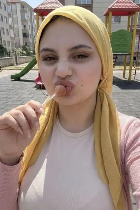 Kartal Escort Defne Fotoğrafı (3)